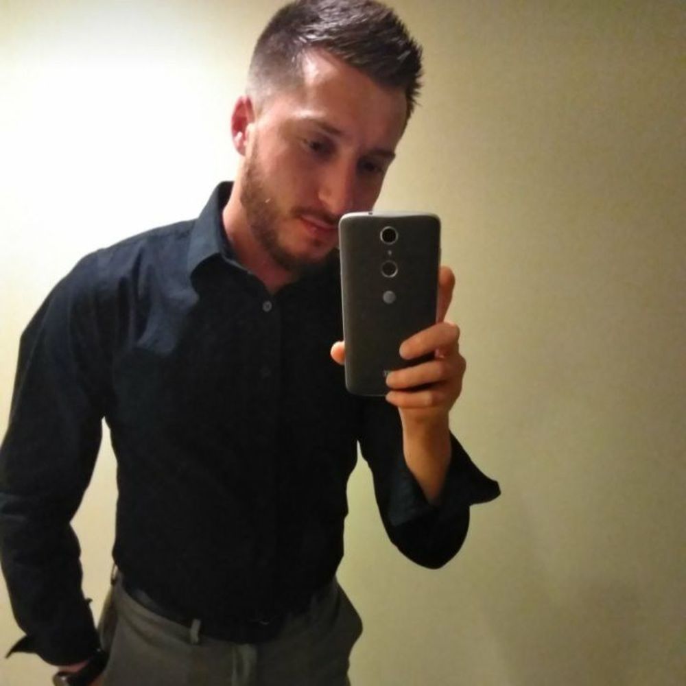 Meet your Posher, Cody